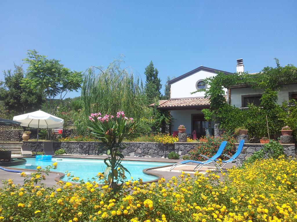 Alberto'S Mt.Etna B&B Zafferana Etnea Exterior photo