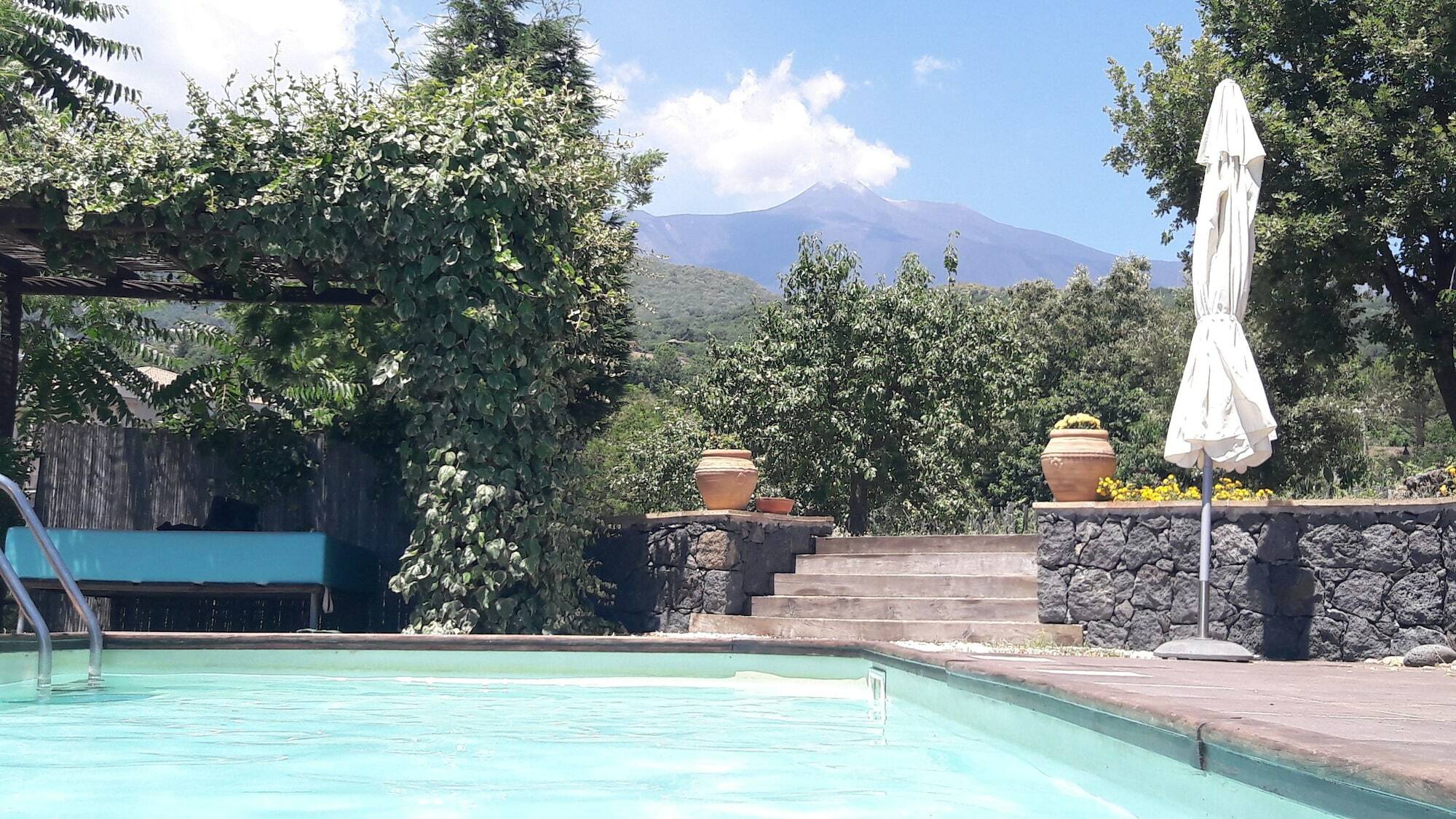 Alberto'S Mt.Etna B&B Zafferana Etnea Exterior photo